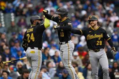 article image - Pirates Cubs Baseball